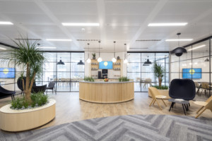 33 Central, 7th floor, plug and play