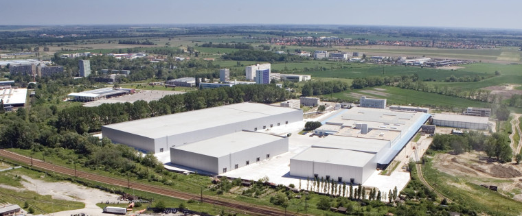 Logistics_Center_Raca_0