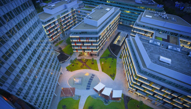 Apollo_Business_Center_II_3